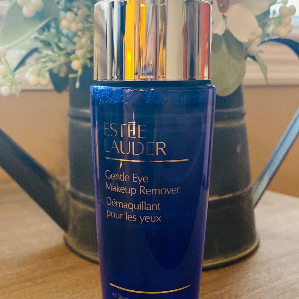 Estée Lauder Eye make up remover. New full size